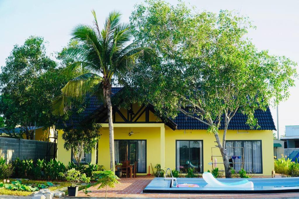 Fisherman Village Boutique Villas - Beachfront Ham Tan Exterior photo