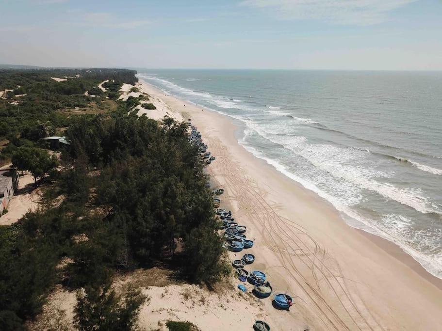 Fisherman Village Boutique Villas - Beachfront Ham Tan Exterior photo